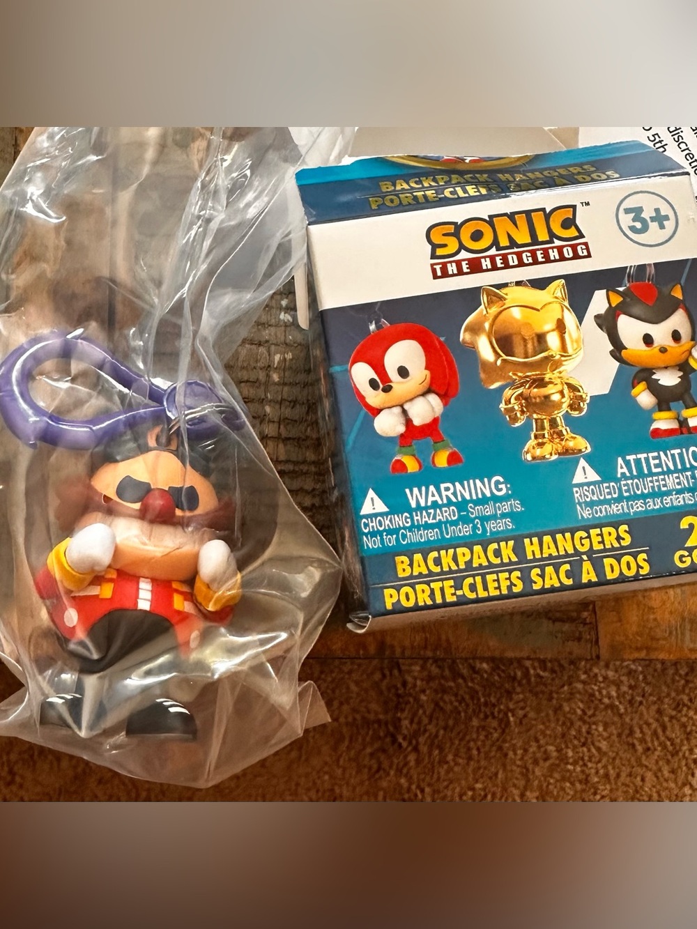 Sonic the Hedgehog Dr. Eggman Backpack Hanger Keychain - Red, Black, Yellow